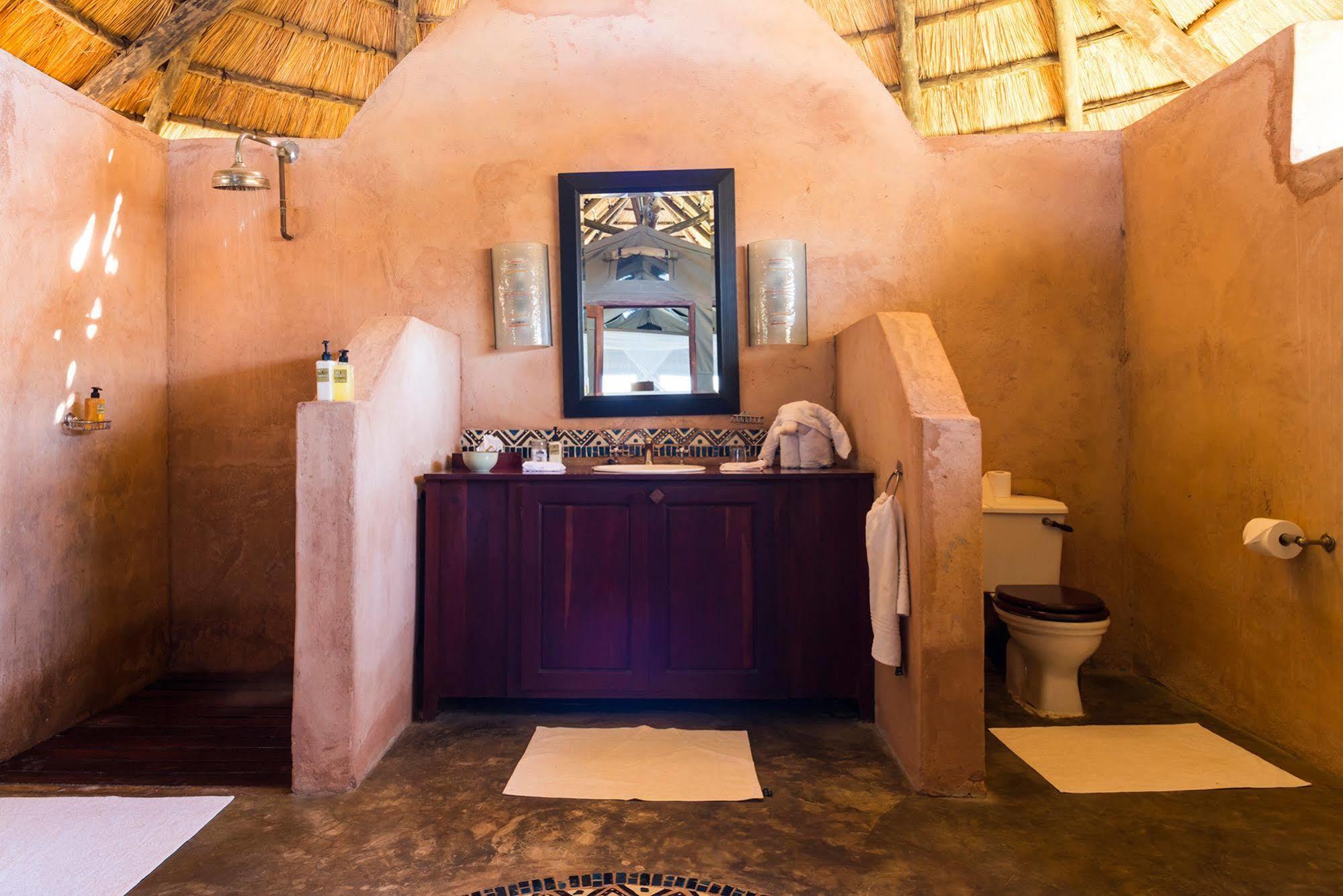 Royal Zambezi Lodge Mafuta Kültér fotó